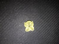 Kralenboom kunststof bloem 19a geel 1 cm zakje inhoud 10 stuks